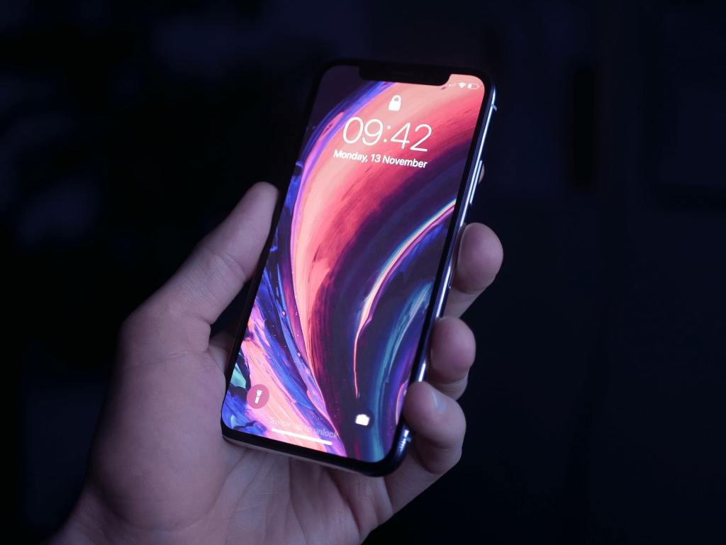 Jak samodzielnie naprawić&nbsp;iPhone’a